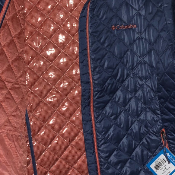 Columbia thermal jacket 😍😍 - Picture 4 of 5